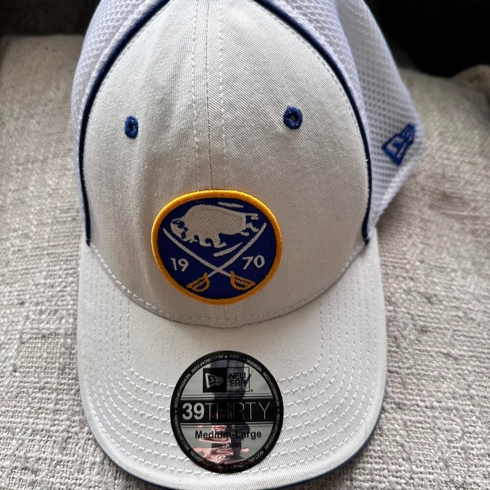 Buffalo Sabres New Era fitted hat in very good condition